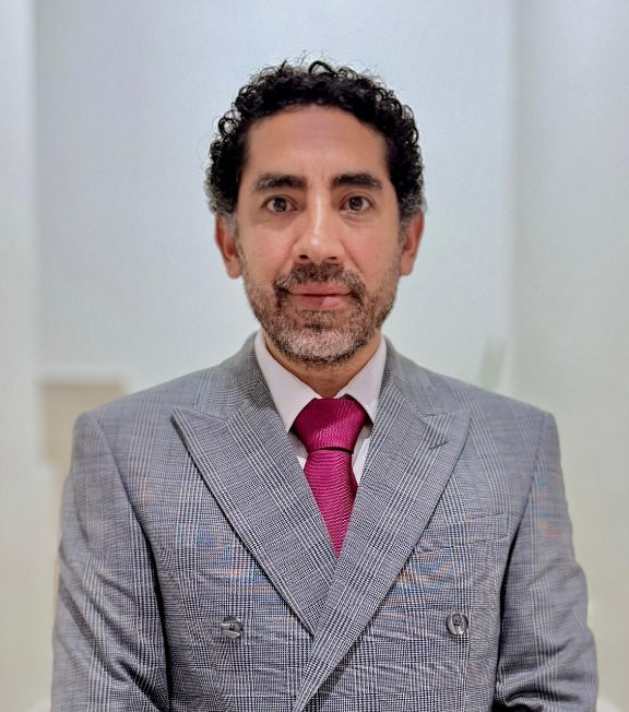 Dr. Diego Soto Hernández